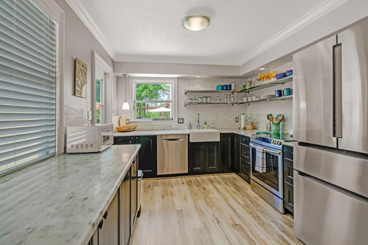 Villa Coastal Soul House In The Heart Of North Naples Esterno foto